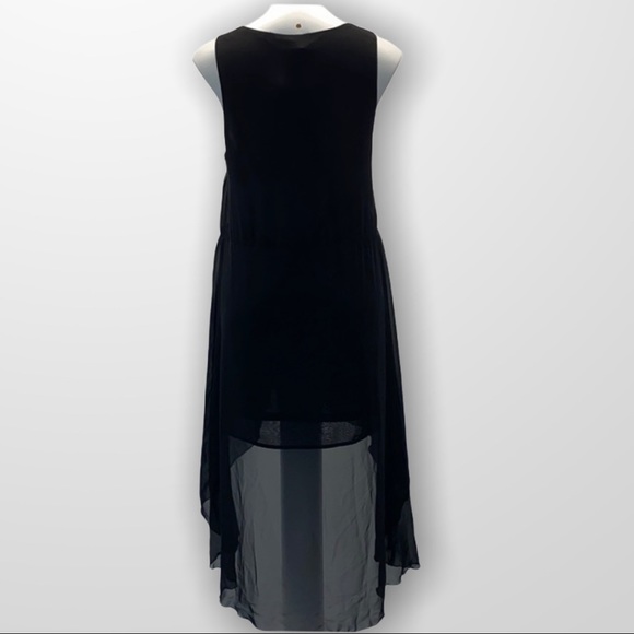 H&M Dresses & Skirts - DIVIDED by H&M Hi Lo Dress Size 10